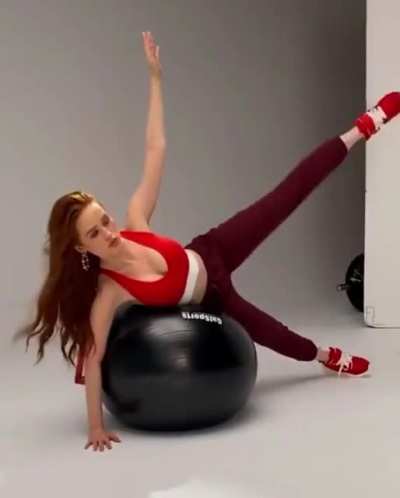 Fabletics BTS