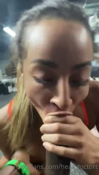 Teanna Trump Gives NFL Star Antonio Brown Sloppy Head on OF