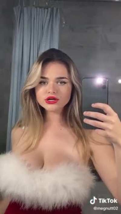 Serious cringe, but nice tits!