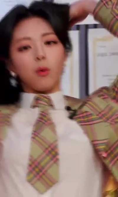 210219 Yuna