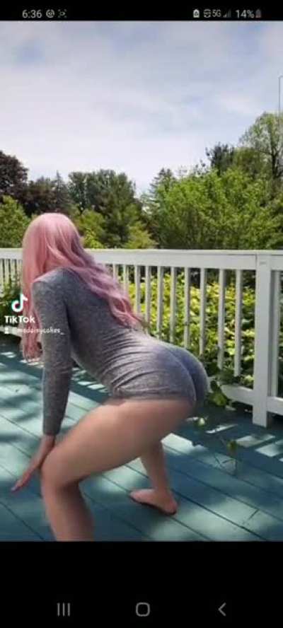 Twerk queen 🍑