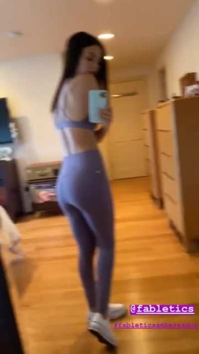 Fabletics booty