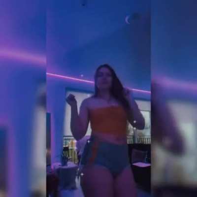 White Girl Twerk