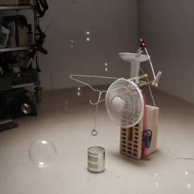 Bubble machine