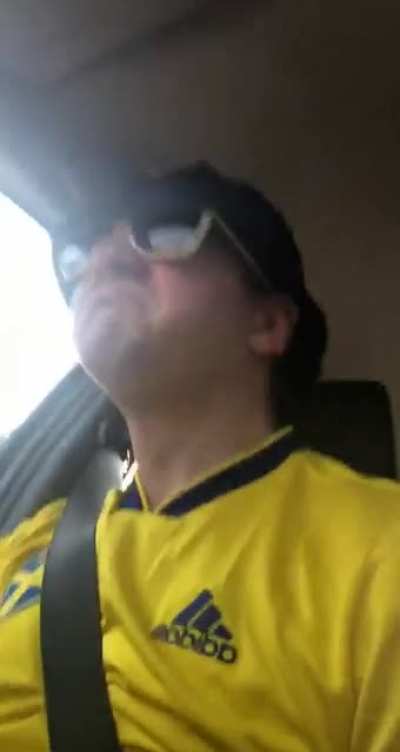 Jamming instead of watching the road