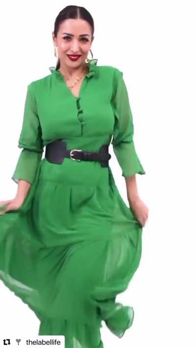 Malaika Arora Green Dress Dance Mood 💯😍