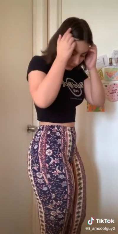 Dem thighs