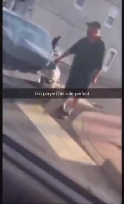 This guy just “joined” a car accident for getting paid as a victim