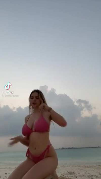 Huge tits and nice ass too