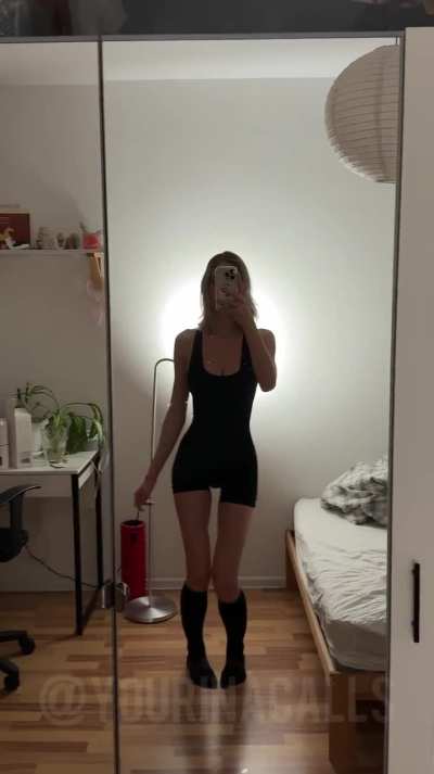 🥸