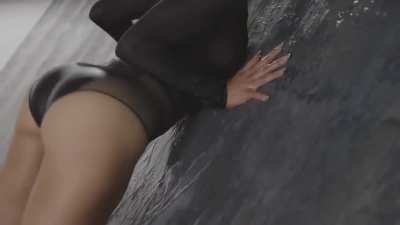 Love Jennifer Lopez's big fucking booty