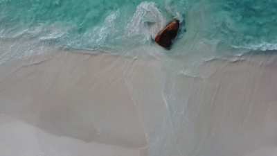 Beach waves