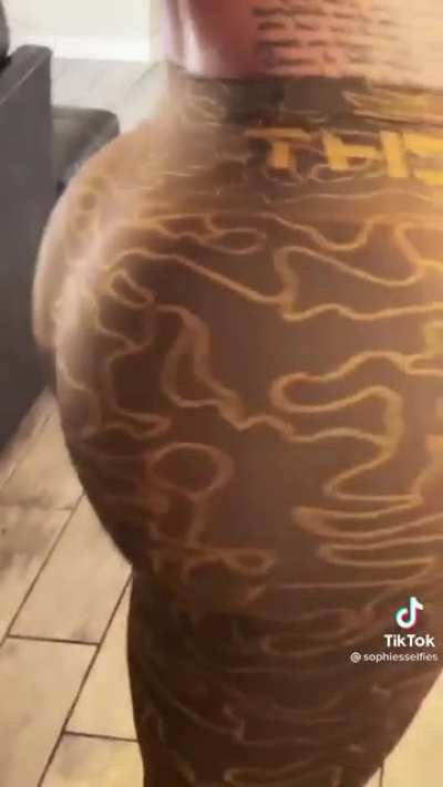 That’s a thick woman