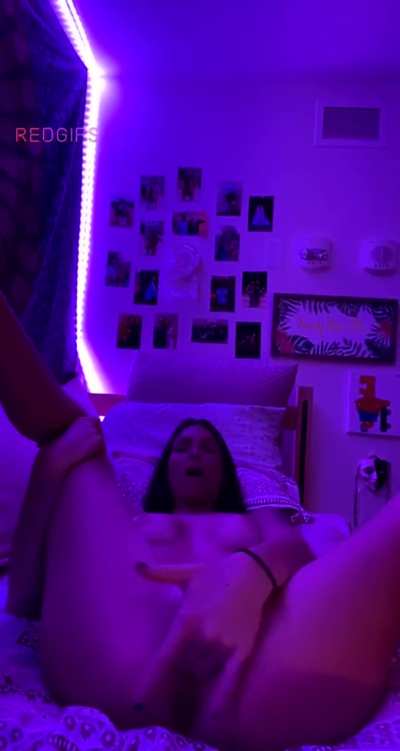 W,,Sending masturbation videos to every guy that up-vts(my auto reply is on) s,nap<wbr>:-jef<wbr>ferui<wbr>1