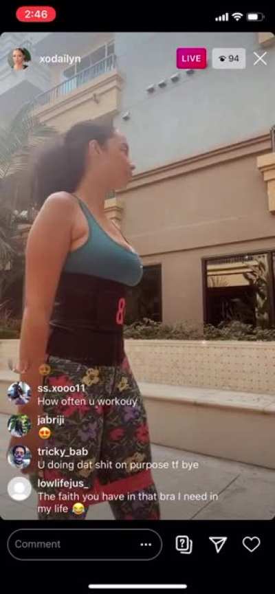 Her nip slip was right before I recorded 🤦🏾‍♂️ Did anyone record everything?!?!