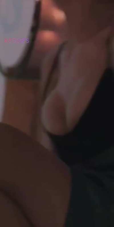 Mmhh so hot 