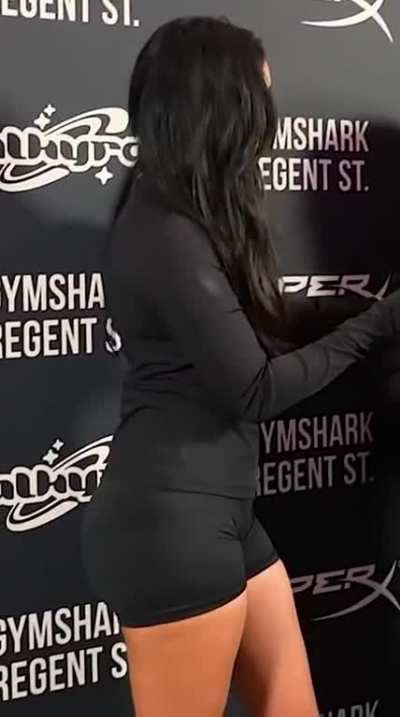 clip from her uk vlog pt.1