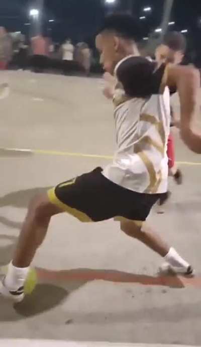 Don't hate the player, hate the game 😎🔥 IG: alejandrocoloradoalvarez, 7futsal