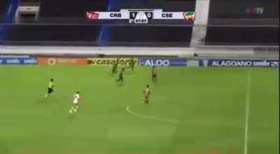 Técnico Roberto Fernandes FELIZASSO com a velocidade do contra-ataque do CRB.