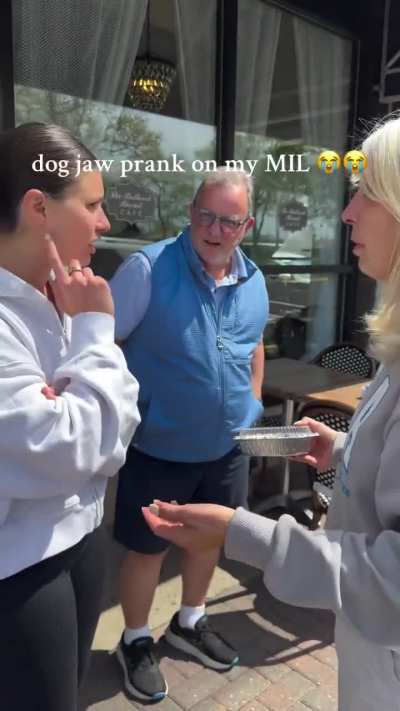 Doggy Jaw