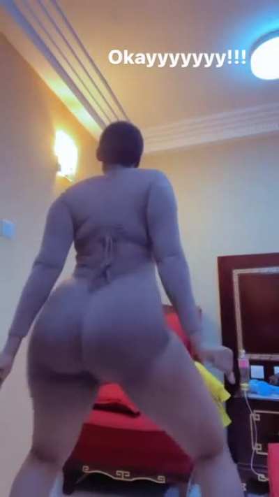 👅🍑