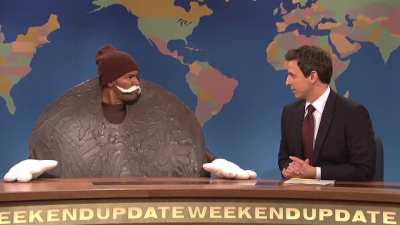 Jamie Foxx on Snack Profiling/Going Back to the Rap Game