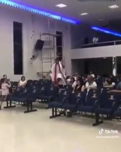 Ele veio...