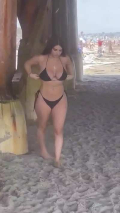 Arab baddie