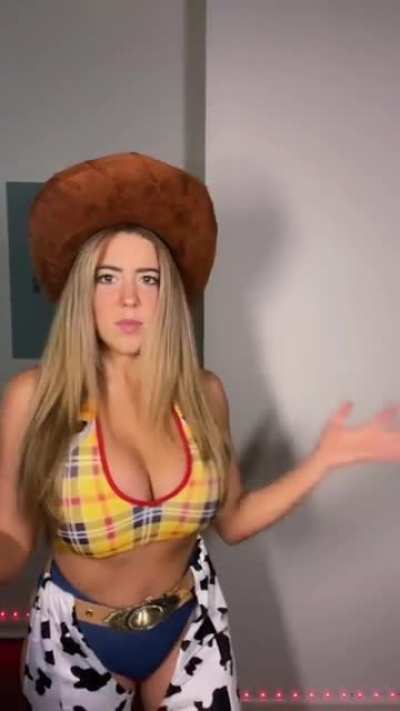 Woody is Thiccc