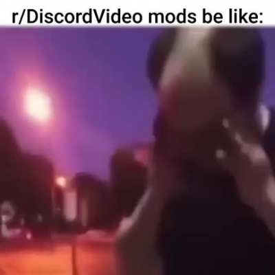 Mods be like 🤭