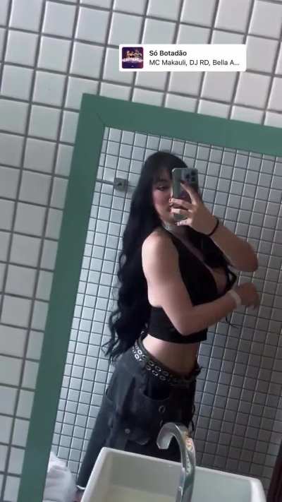 Bella Angel