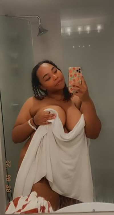 oh no, my towel might fall OC