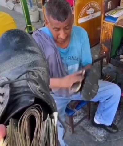 ღ A Man Asks To Have His Shoes Repaired & Tells Them He Has No Money! ~ Moral Of Story: ❤️ Your Good Intention Is What Always Brings You Goodness. In Proportion To The Intentions Are The Gifts, So Put The Intention Of Goodness In Your Heart & God Will Tak