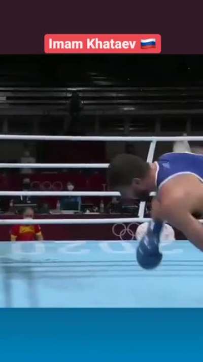 Fighter of Russia wins by knockout in Tokyo Olympics.