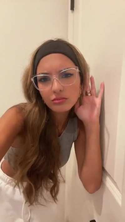 Whew! 🥵 (TikTok)