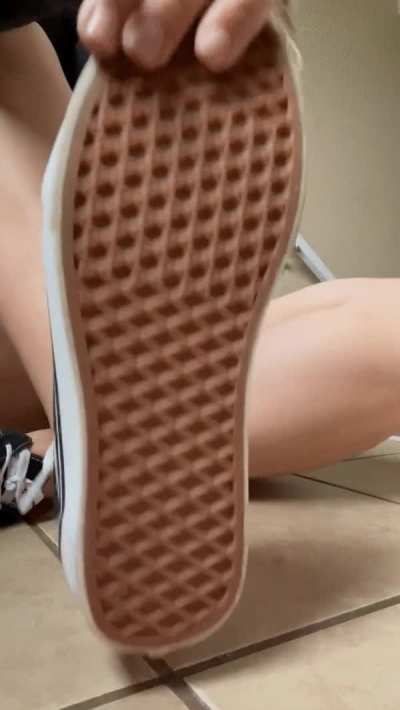 🫶🏼😘do you like my Vans?