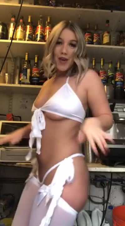 Hot jiggly big ass