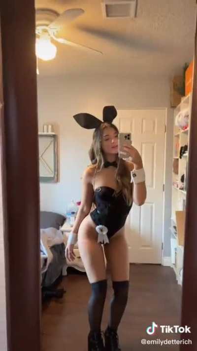 Halloween costume