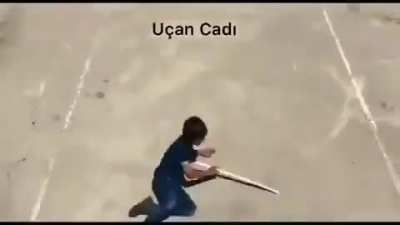 Doğu’da bir köy okulunda “öğre<wbr>tmeni<wbr>m bugün hava sıcak!