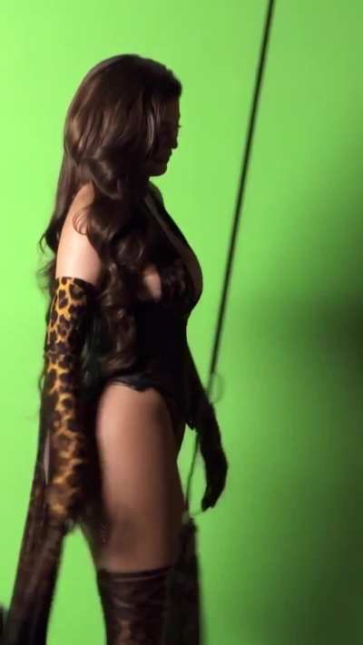 KYLIE JENNER PT. 6101
