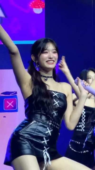Leeseo