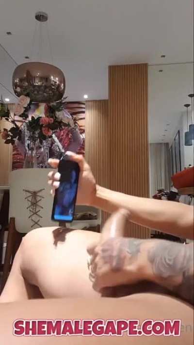 Hung cock Raylla
