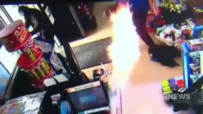 Armed robbers get thwarted using a flame thrower