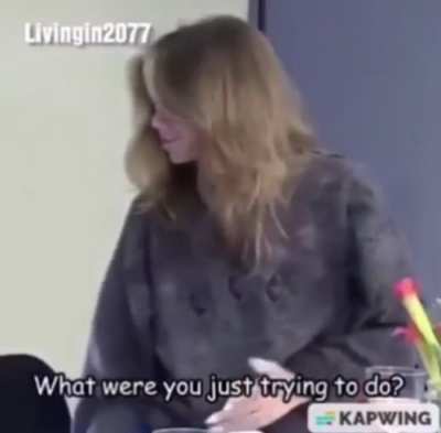 😭