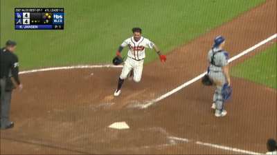 [Highlight] [Highlight] Eddie Rosario walks off the Dodgers!