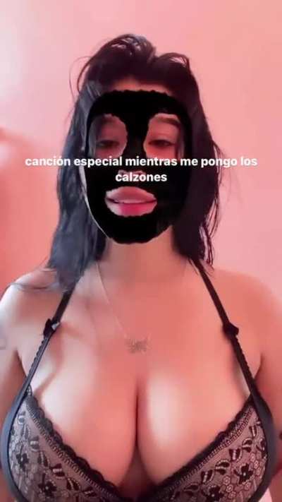 😋