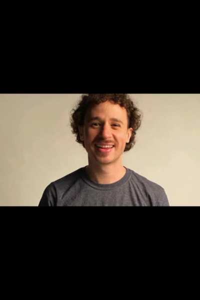 Crédito a @tomsonbrass por la voz de Luisillo