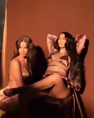Hot sisters