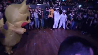 Pikachu in the wall of death