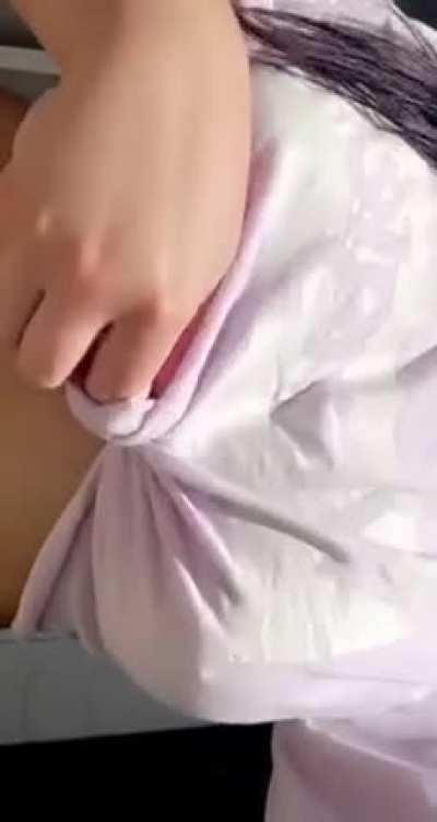 DAMN SOO HOT